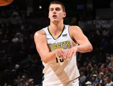 交通流量的 交通流量的